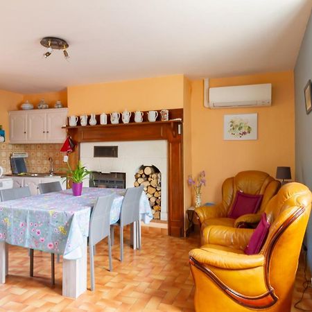 Gite Des Croix Bancaud Jumilhac-le-Grand Dış mekan fotoğraf