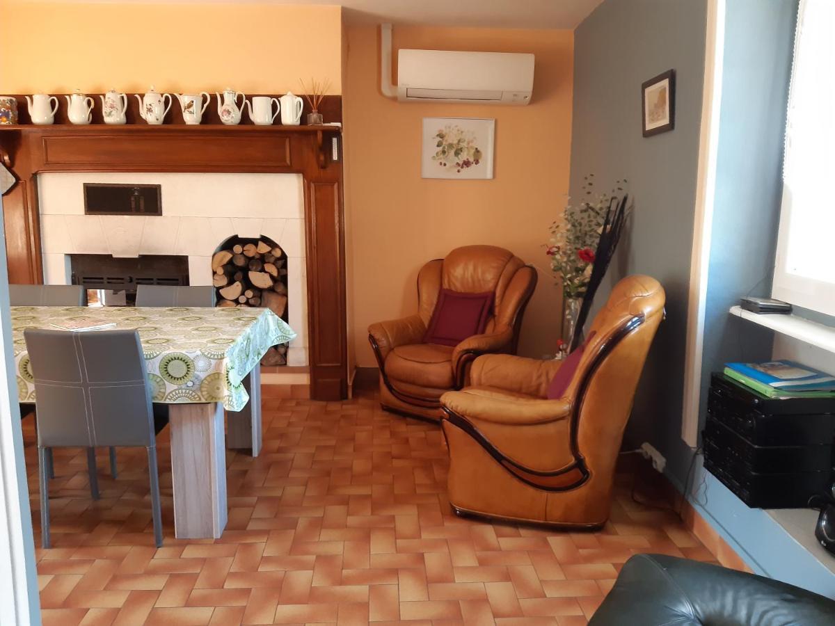 Gite Des Croix Bancaud Jumilhac-le-Grand Dış mekan fotoğraf